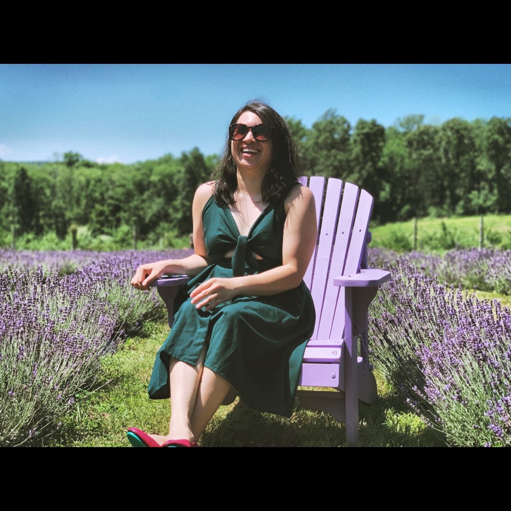 Meet your Posher, Christine